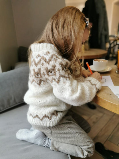 Bear Jumper Knitting Pattern