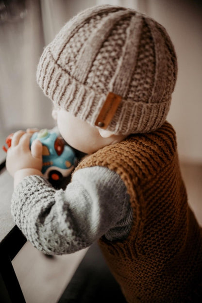 Kids & Adults Ribbed Beanie Knitting Pattern