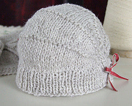 Poppy Cloche Knitting Pattern