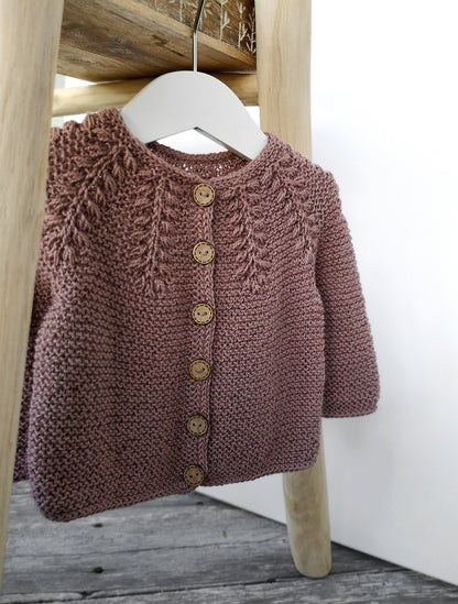 Raunioiset Mini Cardigan Knitting Pattern