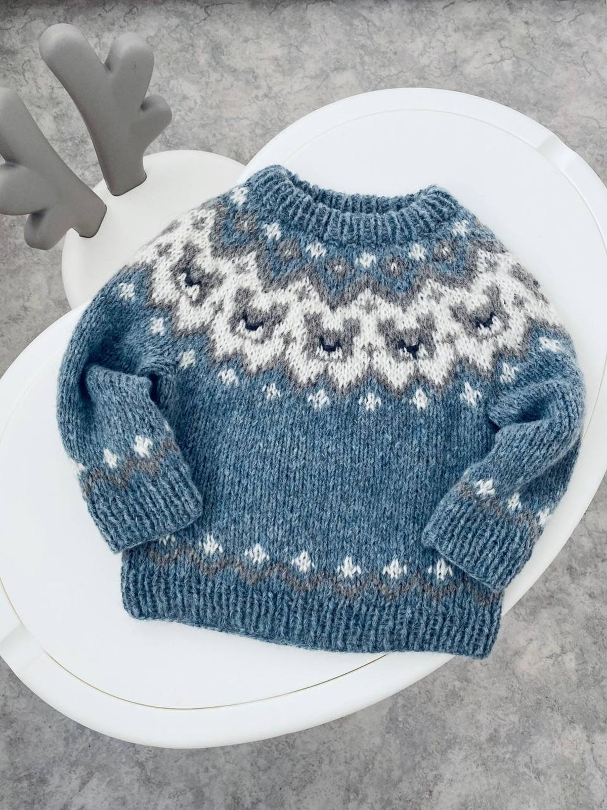 Bear Jumper Knitting Pattern